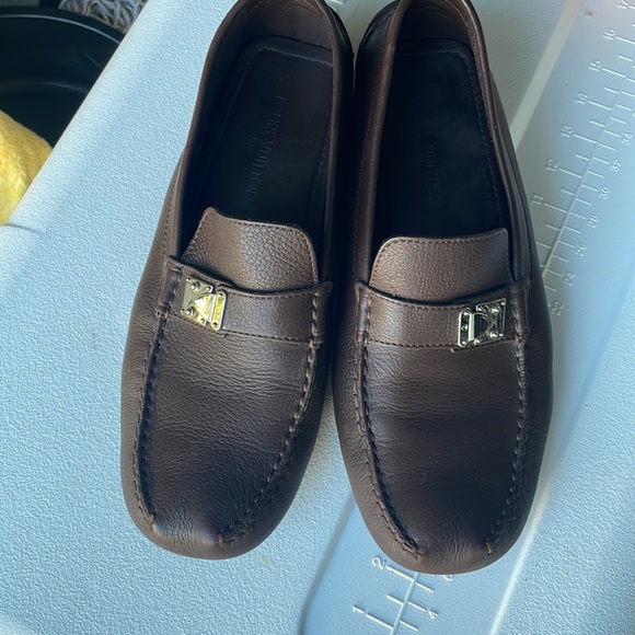 Louis Vuitton mocassin loafers size 11. Excellent condition - Picture 8 of 8